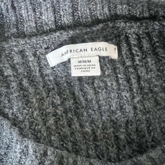 American Eagle Sweater - Picture 3 of 3